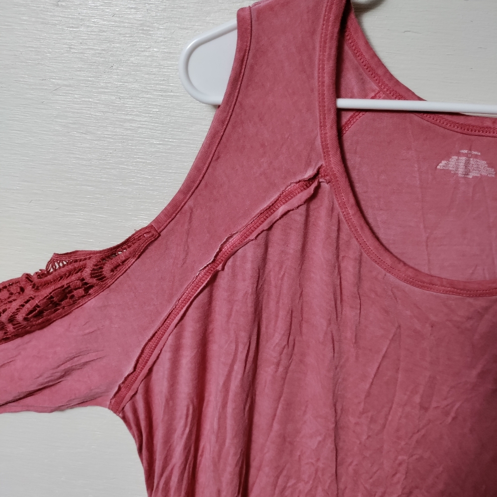 New Fashion Women's top Bobbie Brooks Sizes 1X and 0x